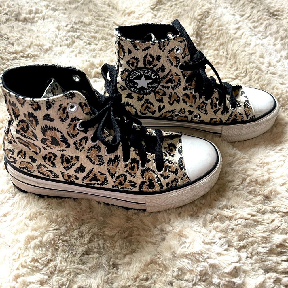 Youth Leopard Print Tan Converse High Top Size 2.